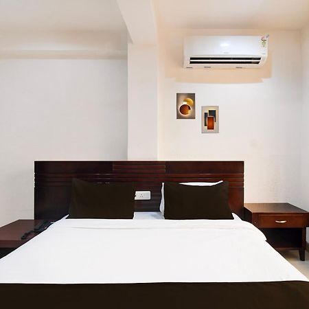 Super Townhouse Harmu Road Formerly Elite City Ranchi Bagian luar foto
