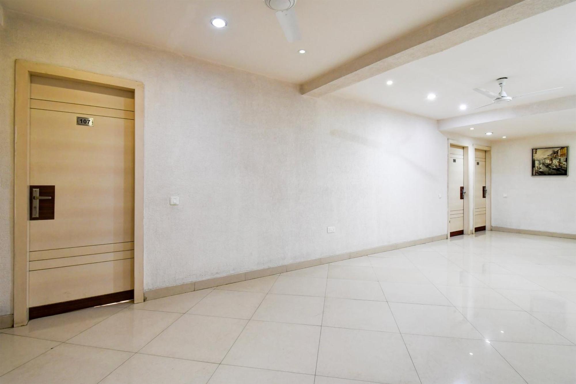 Super Townhouse Harmu Road Formerly Elite City Ranchi Bagian luar foto